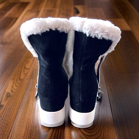 Steve Madden Black Suede Bootie with White Faux Fur Lining Trim Size 8-1/2 NWT - Picture 3 of 6